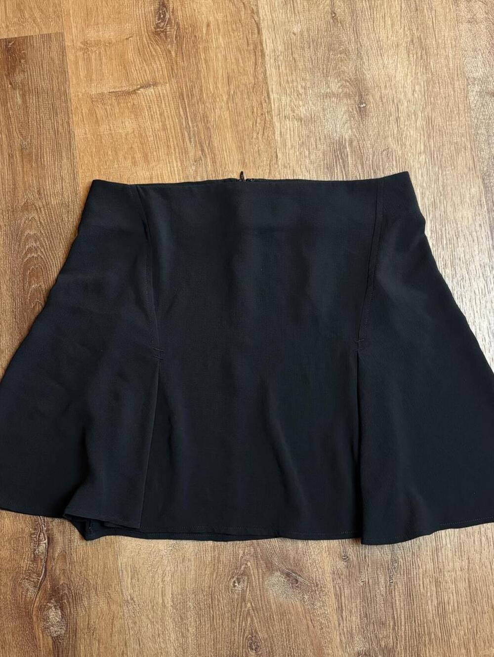 Tavik black mini skirt sz small  nwt pleated flowy flare skater grunge cute